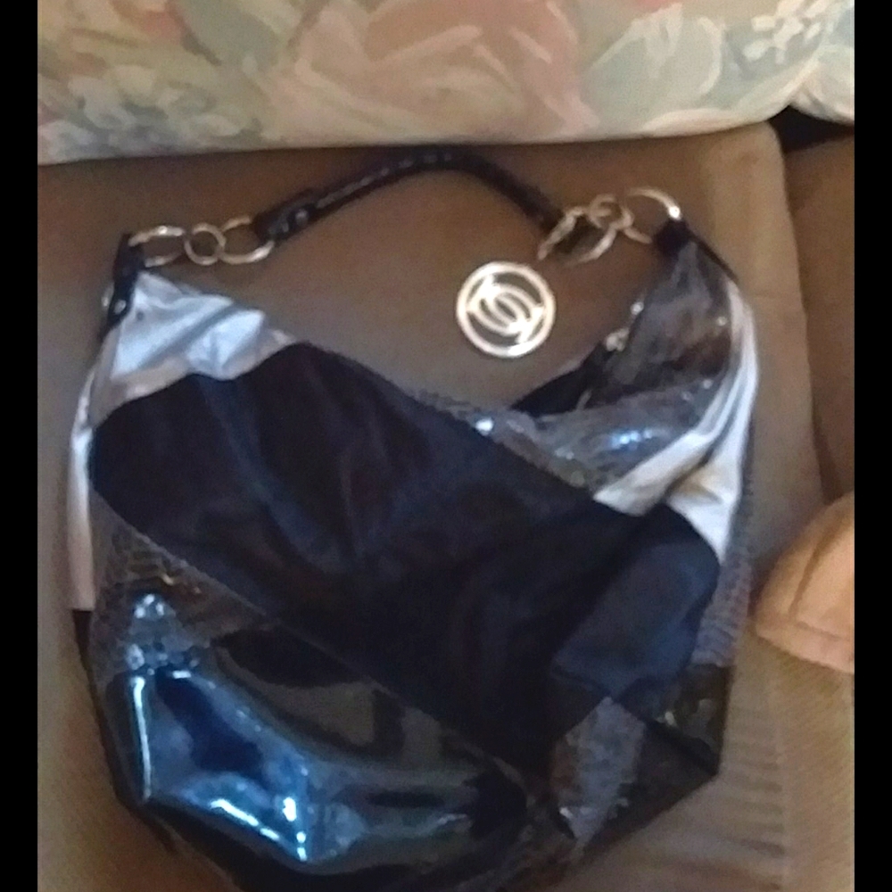 Bebe purse